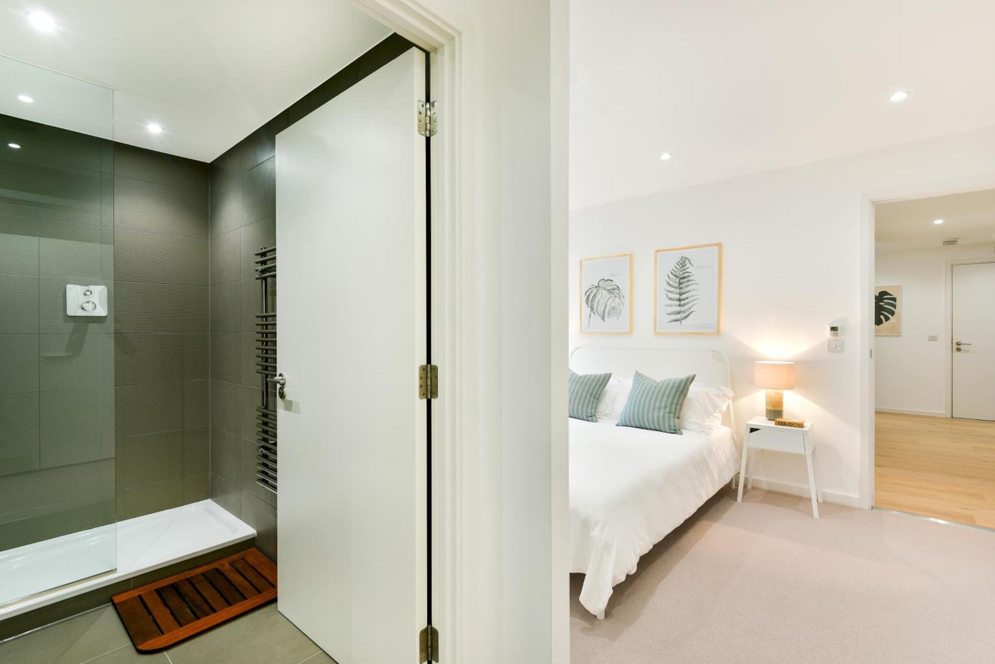 Madison Hill - Clapham South 1 - Two Bedroom Flat 런던 외부 사진